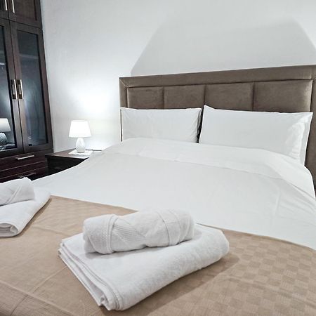Lake Park 2Br Apartment Τίρανα Εξωτερικό φωτογραφία
